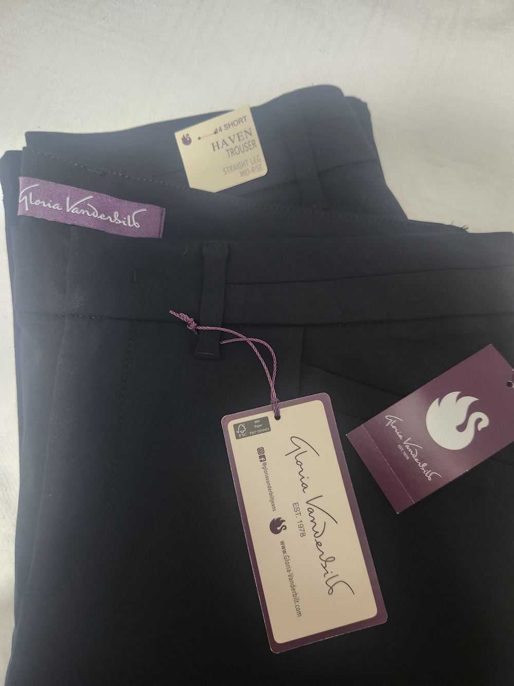 Gloria Vanderbilt Black Straight-Leg Trousers